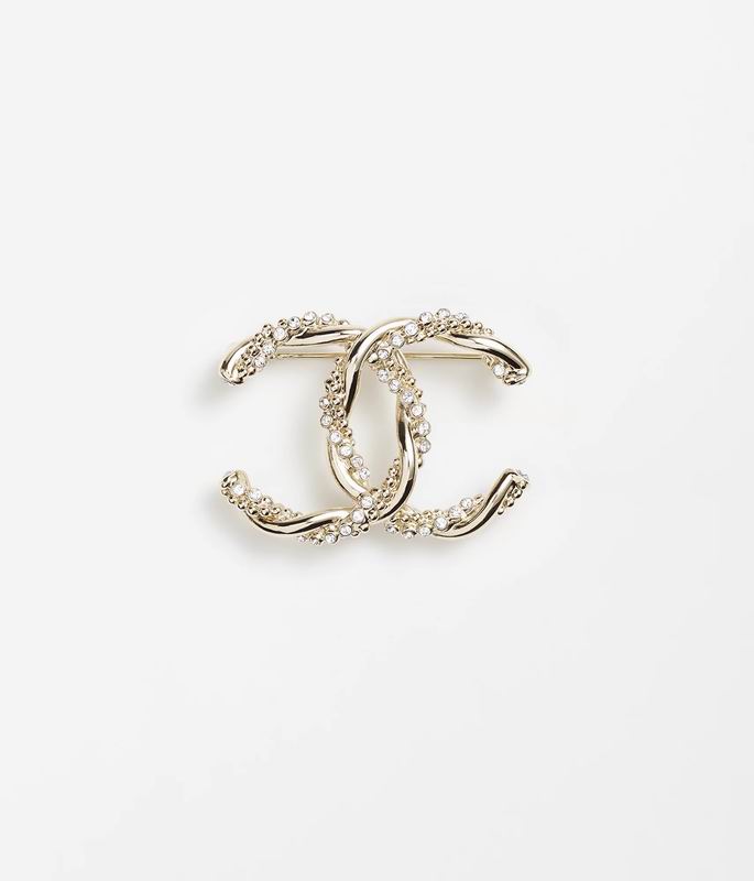 Chanel Brooch 05yxs01
